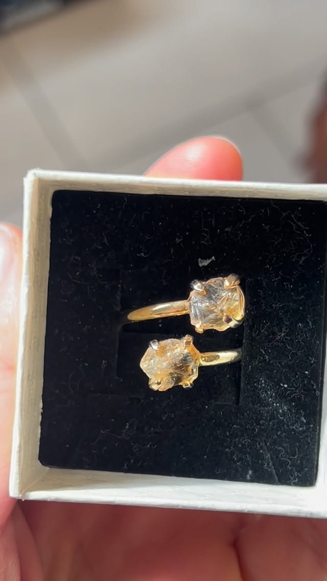 Bagues cristal brut